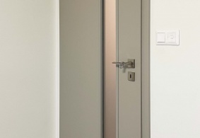 Interiérové dvere PRÜM Royal 1D v povrchu Hodvábna šedá 7044