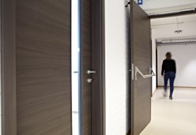 Presklené interiérové dvere PRÜM Standard CPL laminát - Pera dark DQ